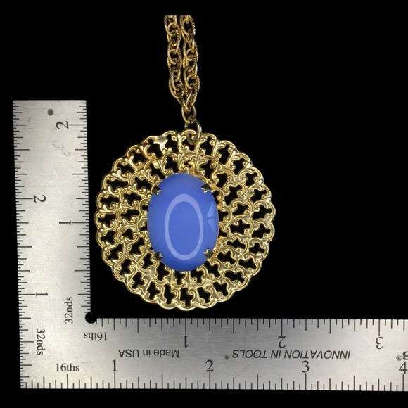 Vintage Blue Stone Gold Sun Pendant Necklace - Picture 6 of 6